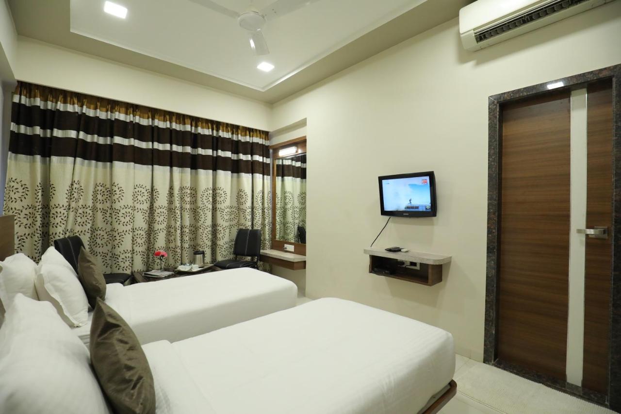 Highland Resort Lonavala Eksteriør billede
