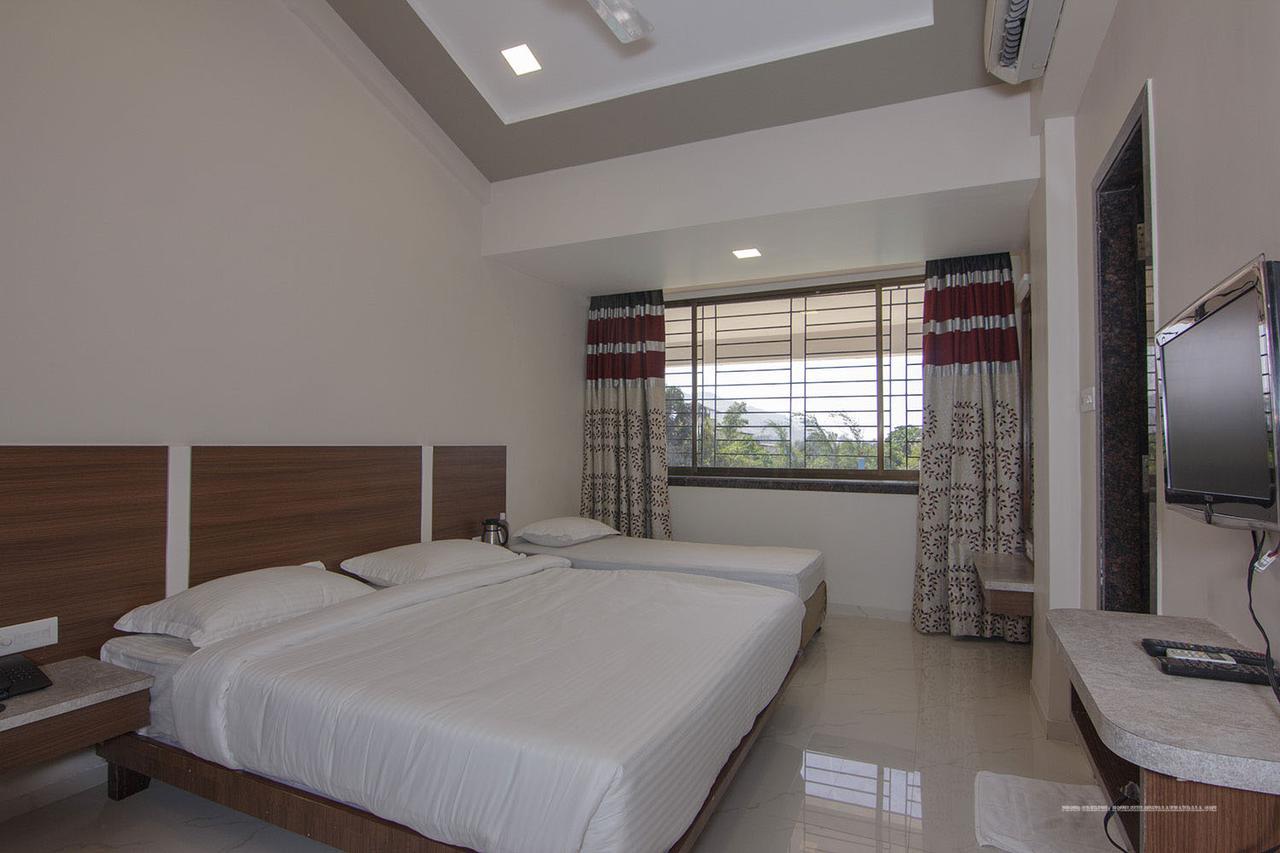 Highland Resort Lonavala Eksteriør billede