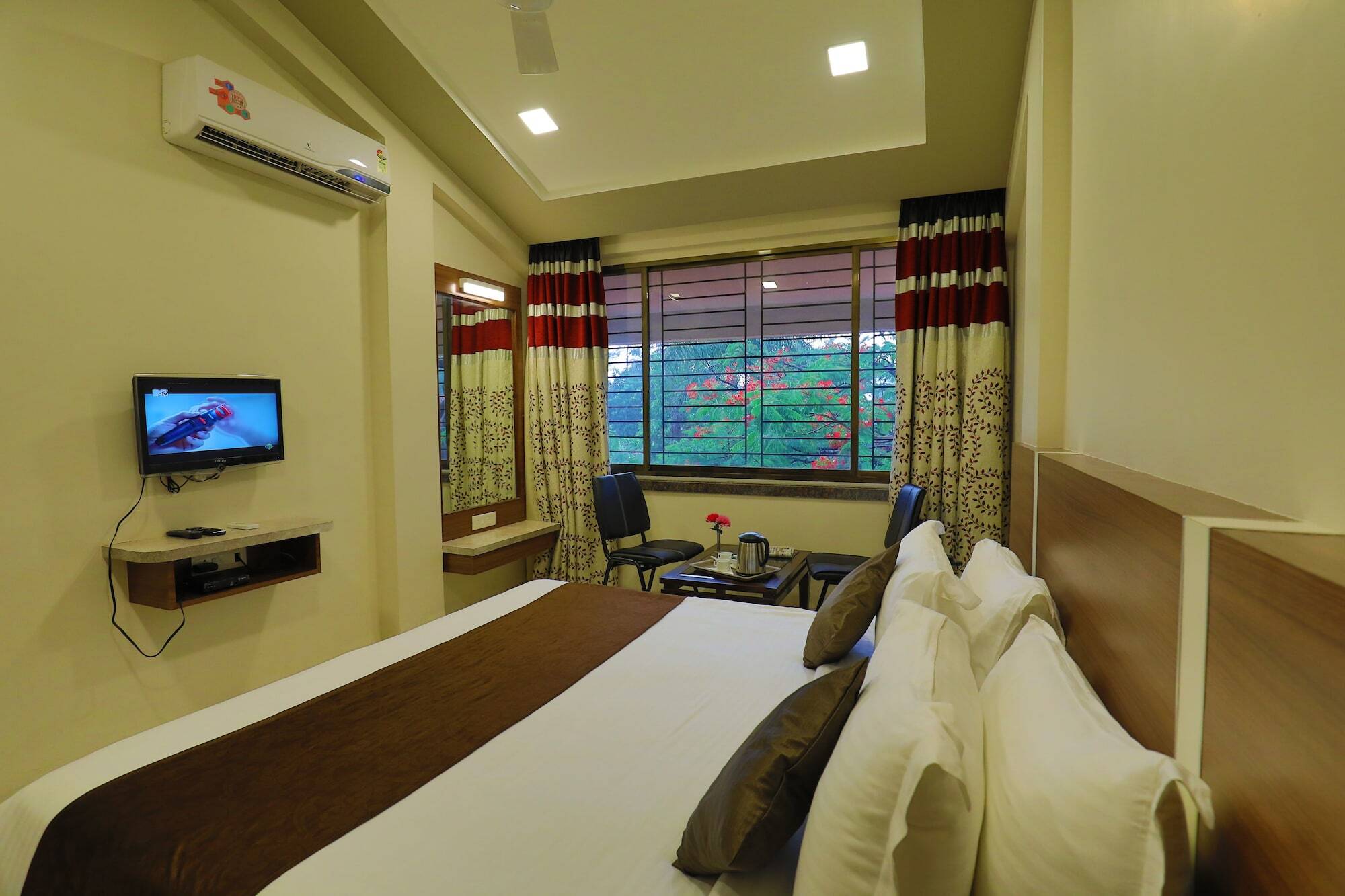 Highland Resort Lonavala Eksteriør billede
